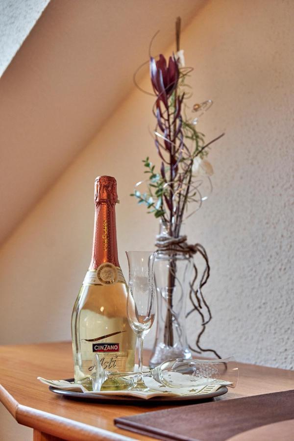 Landhotel Donaublick Obernzell Екстериор снимка